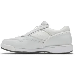 Sneakers|Sneakers><noscript><img width=
